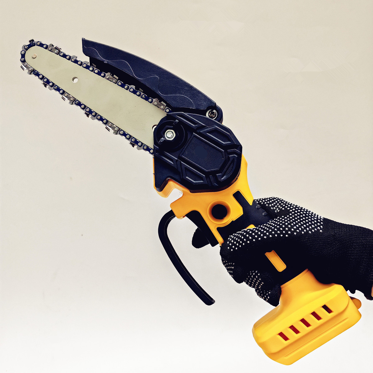 DeWALT 18V 20V バッテリーコードレスチェーンソ - Mini Electric Chainsaw 6 Inch のレビューと価格